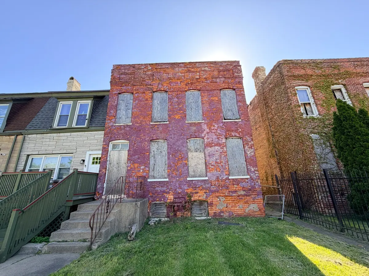 10643 S Champlain Avenue, Chicago, IL 60628 - #1