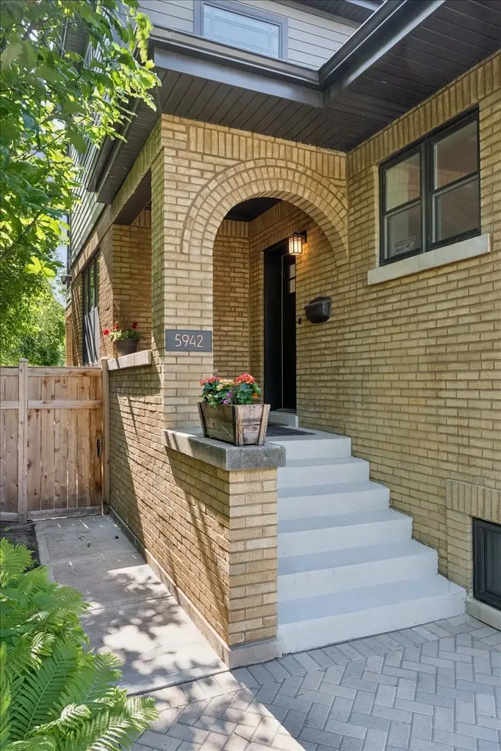 5942 N Kolmar Avenue, Chicago, IL 60646 - #3