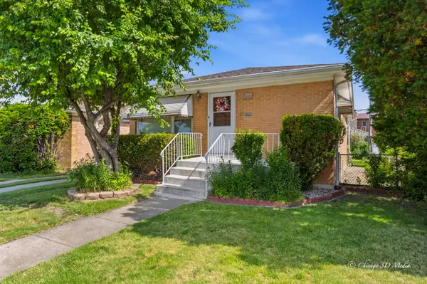 6244 W Foster Avenue, Chicago, IL 60630