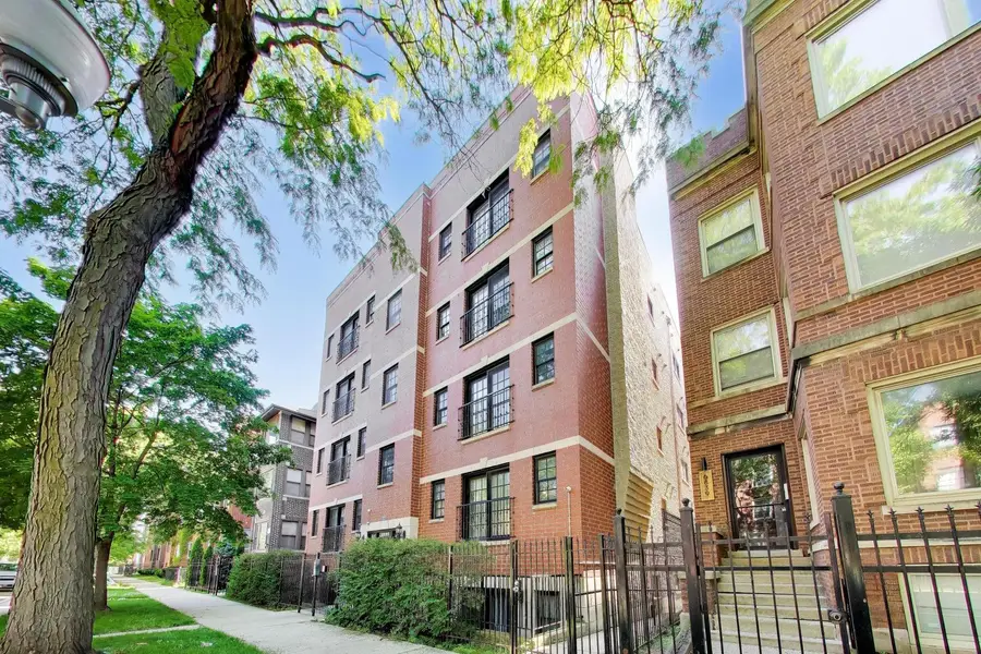 6835 S Cornell Avenue #2S, Chicago, IL 60649 - #2