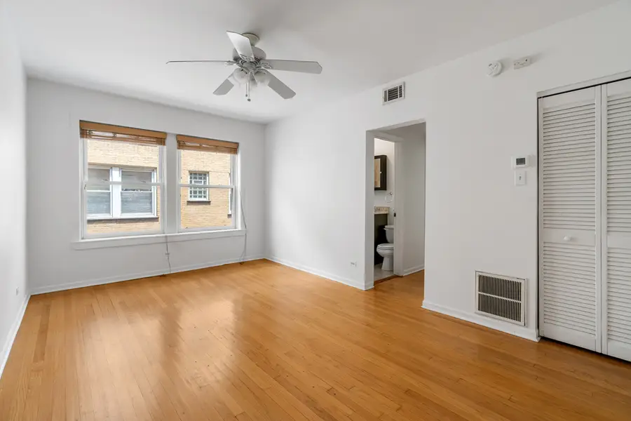 4240 N Clarendon Avenue #312S, Chicago, IL 60613 - #3