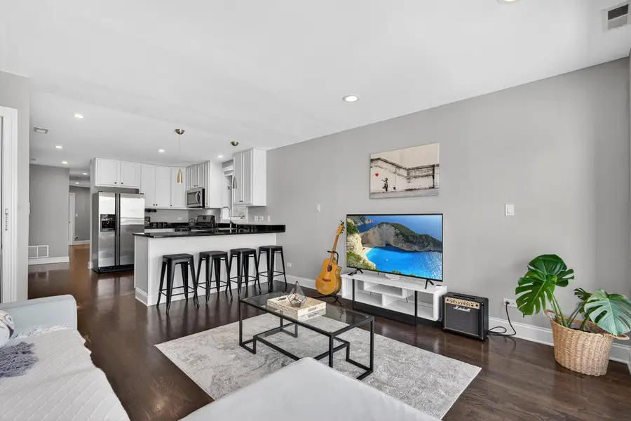 7509 W Irving Park Road #2, Chicago, IL 60634 - #3