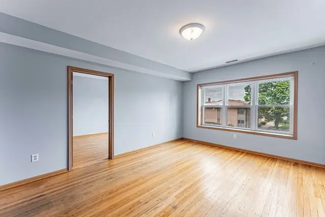 5543 W Diversey Avenue, Chicago, IL 60639 - #2