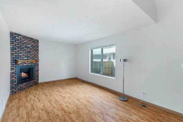 12 Scarlet Hawthorne Court #12, Woodridge, IL 60517 - #3
