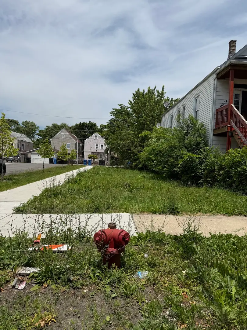 2056 W 52nd Place, Chicago, IL 60609 - #2