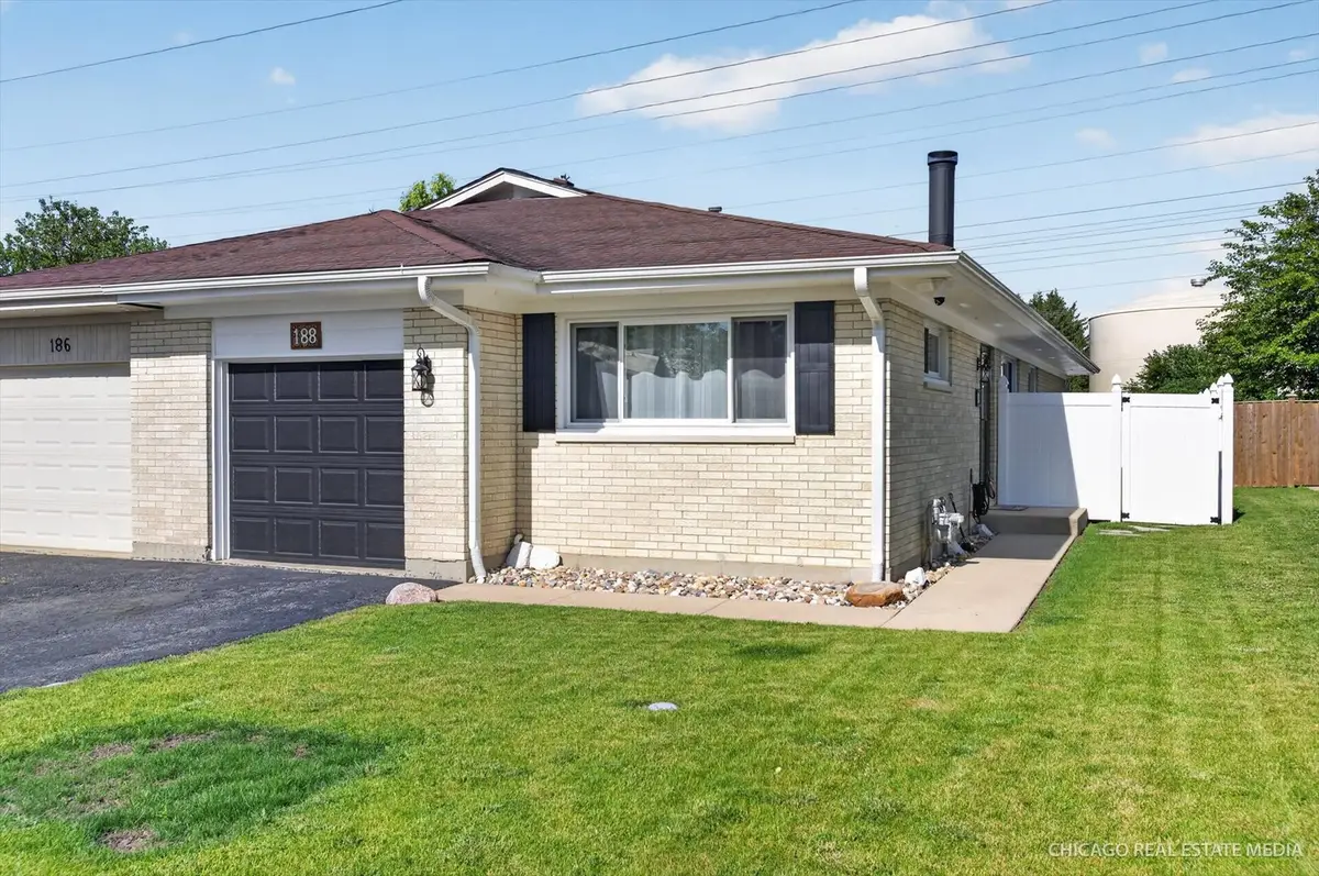 188 Paramount Drive, Wood Dale, IL 60191 - #1
