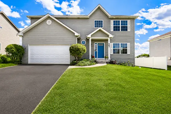 563 Camellia Avenue, Aurora, IL 60505