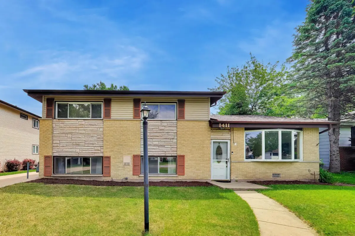 1411 N Burnng Bush Lane, Mount Prospect, IL 60056 - #1
