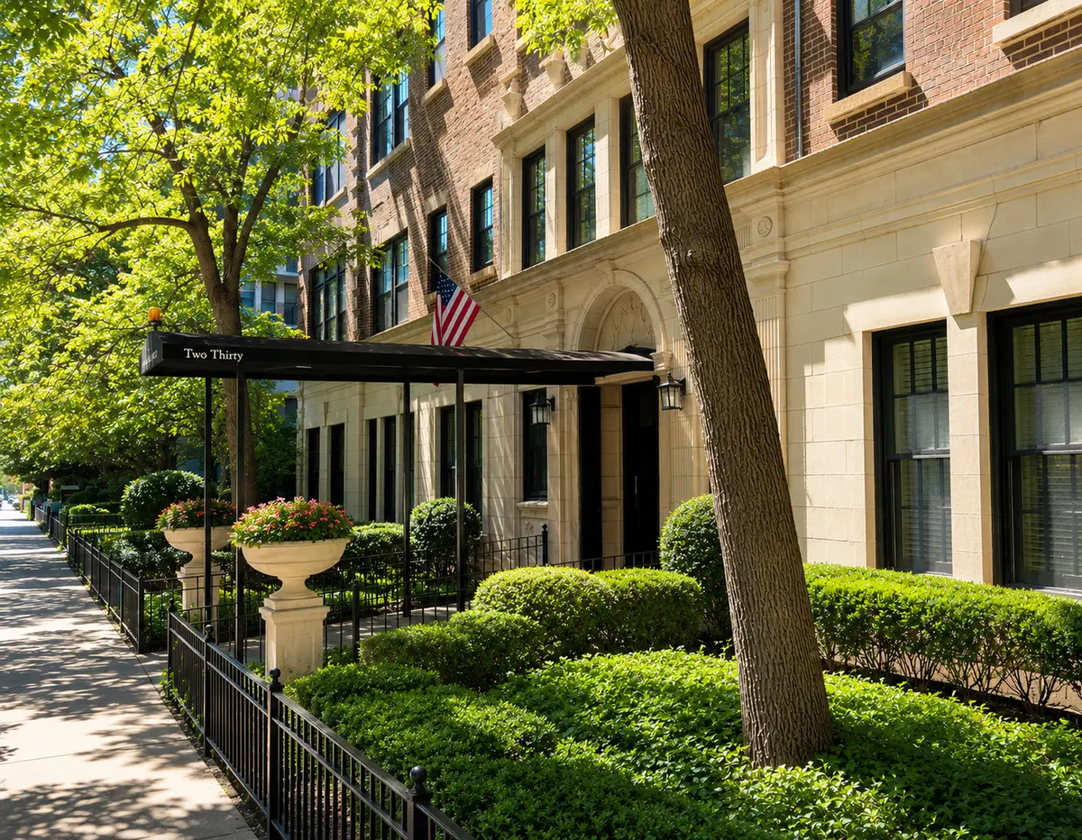 230 E Delaware Place #4W, Chicago, IL 60611 - #1
