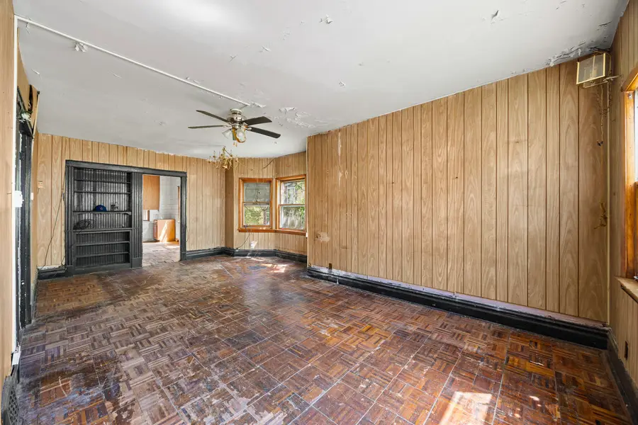 10631 S Wabash Avenue, Chicago, IL 60628 - #3