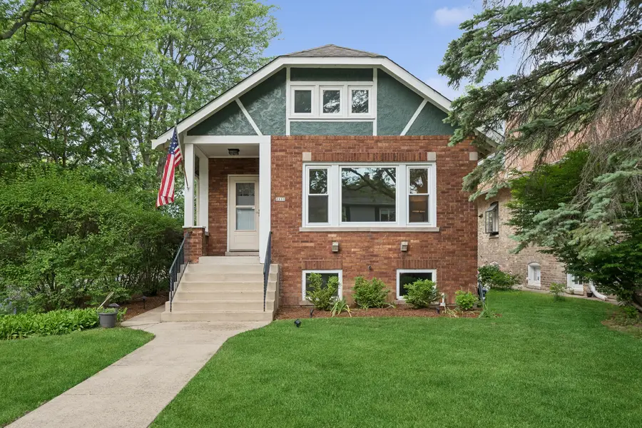 2100 Forestview Road, Evanston, IL 60201 - #2