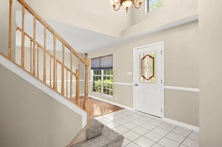 345 Mayfair Lane, South Elgin, IL 60177 - #3