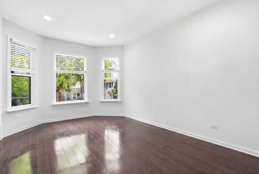 2915 N Dawson Avenue, Chicago, IL 60618 - #2