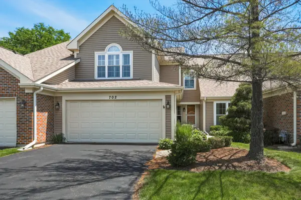 702 Clover Hill Court, Elk Grove Village, IL 60007
