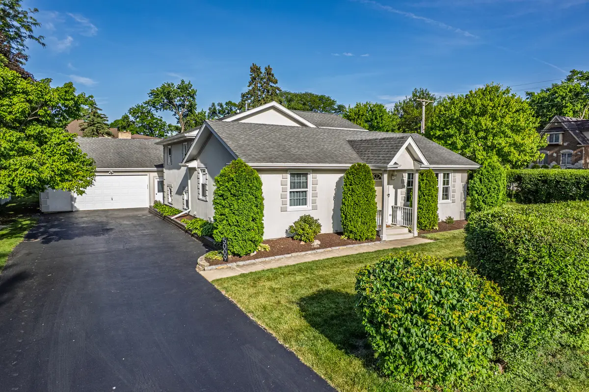 5009 Columbia Avenue, Lisle, IL 60532 - #1