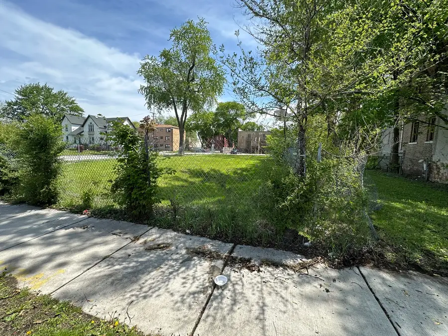 6401 S Vernon Avenue, Chicago, IL 60637 - #2