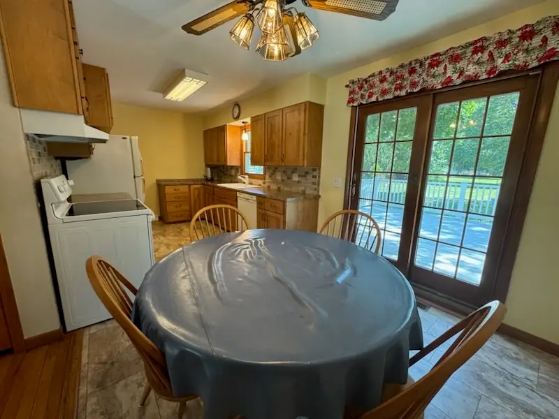 205 S Fremont Street, Tampico, IL 61283 - #3