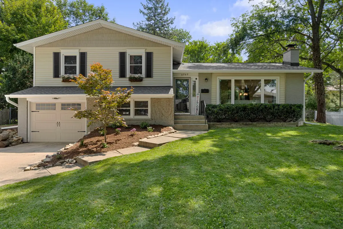 6949 Meadowcrest Drive, Downers Grove, IL 60516 - #1