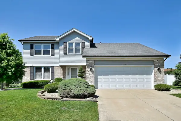 1350 W Barnwall Drive, Addison, IL 60101