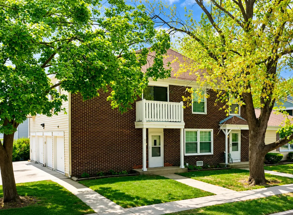 411 Sidney Avenue, Glendale Heights, IL 60139 - #1