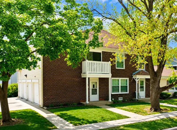 411 Sidney Avenue, Glendale Heights, IL 60139