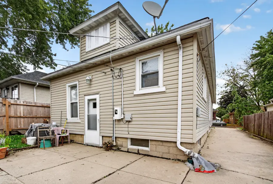 1013 N Prairie Avenue, Joliet, IL 60435 - #3