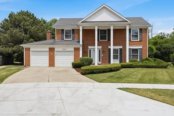 859 Evergreen Avenue, Glen Ellyn, IL 60137