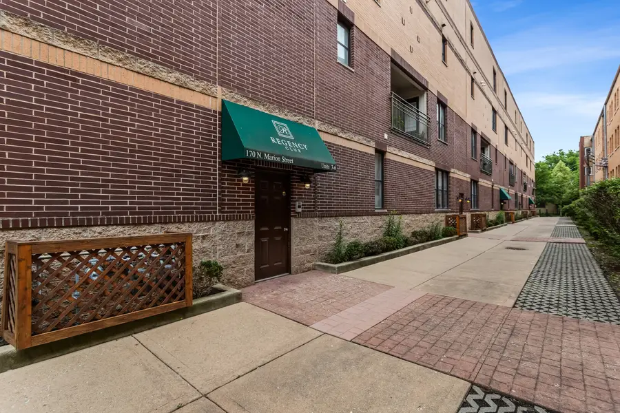 170 N Marion Street #3, Oak Park, IL 60301 - #2