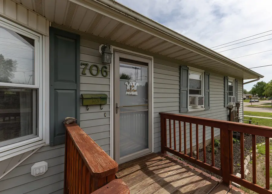 706 14th Place, Camanche, IA 52730 - #2