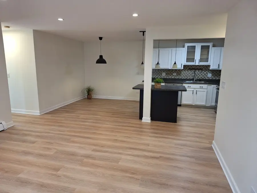 9S070 Lake Drive #108, Willowbrook, IL 60527 - #3