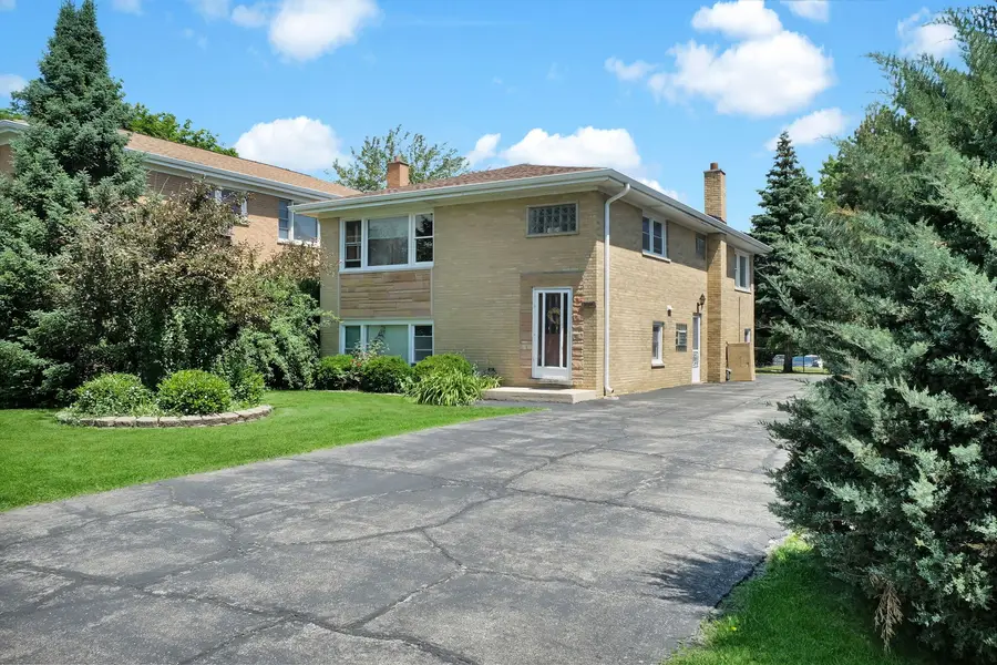 227 S Hale Street, Addison, IL 60101 - #2