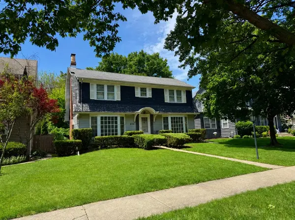 Address Withheld By Seller, Park Ridge, IL 60068