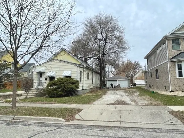 311 E Franklin Avenue, La Grange, IL 60525