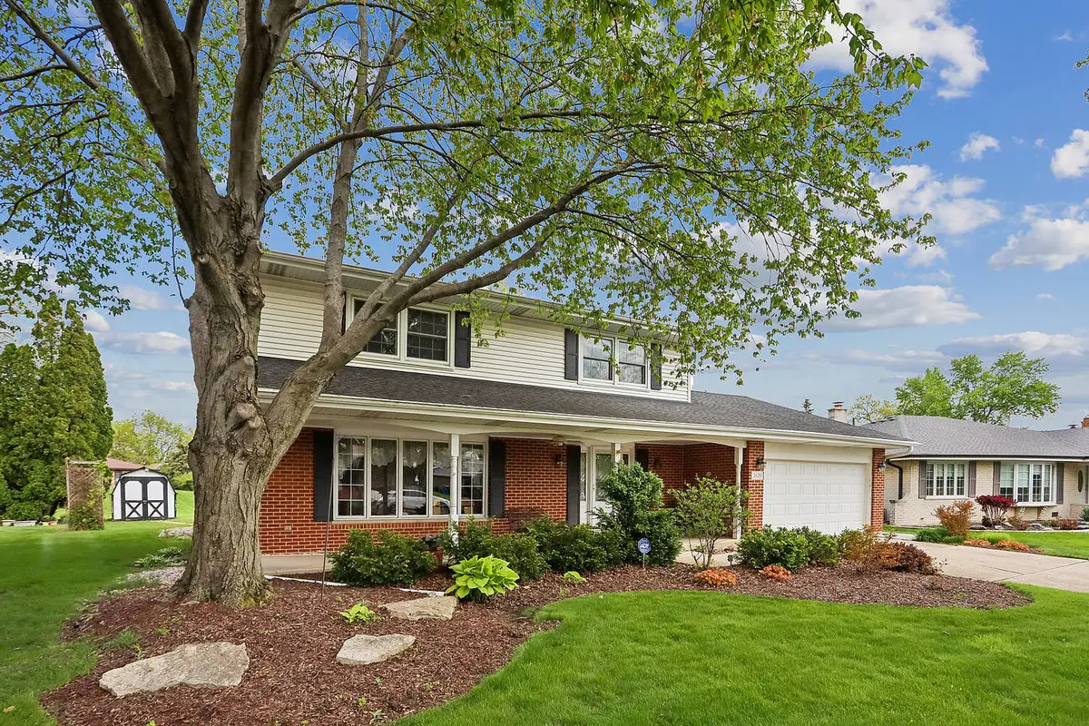 3020 Spring Green Drive, Darien, IL 60561 - #1