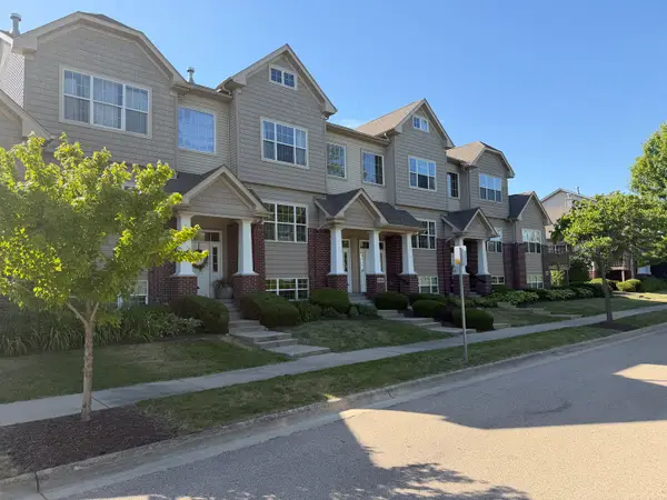 2433 River Oaks Lane #4, Rockford, IL 61102