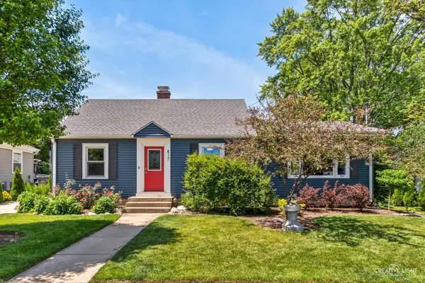 417 S 13th Avenue, St. Charles, IL 60174