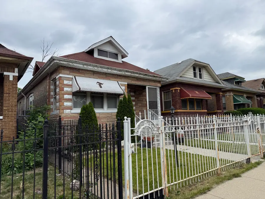 7521 S Aberdeen Street, Chicago, IL 60620 - #2