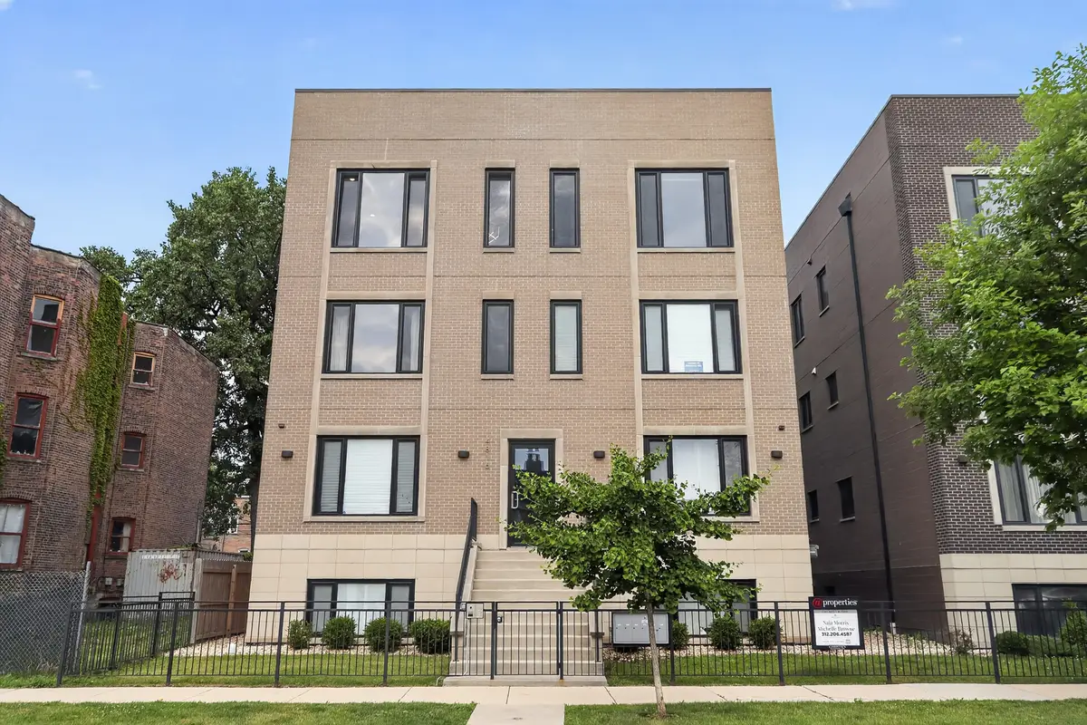 4816 S Saint Lawrence Avenue #301, Chicago, IL 60615 - #1