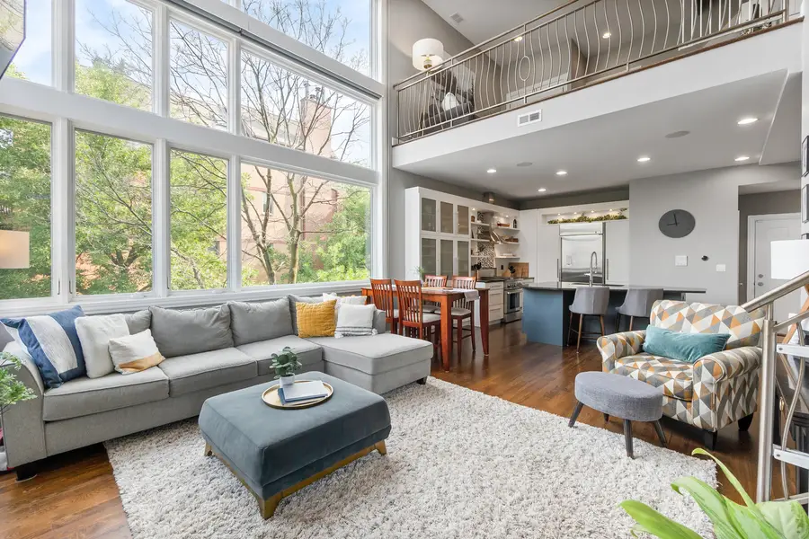 1641 W Pearson Street #2W, Chicago, IL 60622 - #3