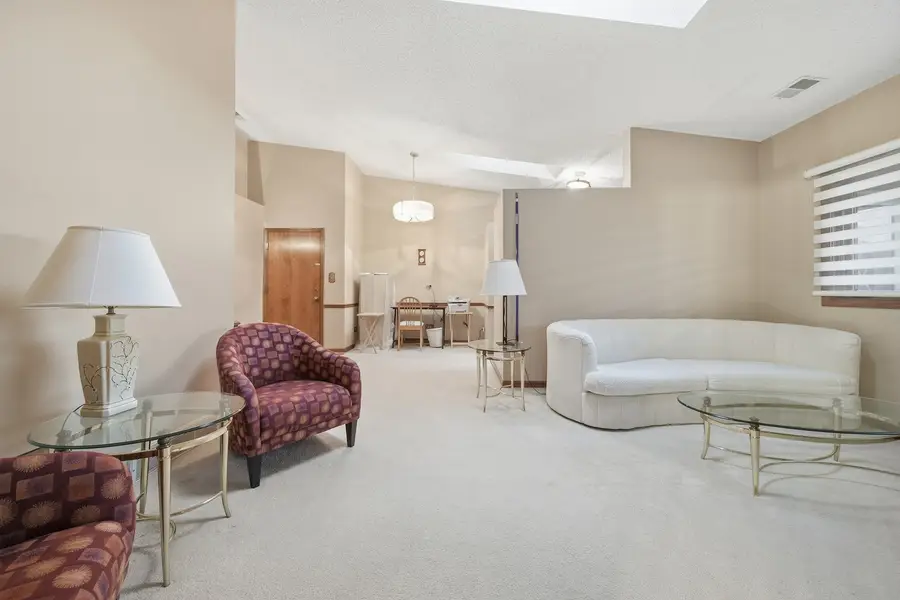 10521 S Roberts Road #3A, Palos Hills, IL 60465 - #2
