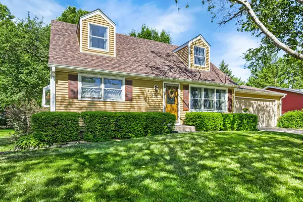 390 Cornell Lane, Elgin, IL 60123