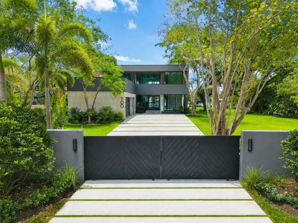700 SW 12th Avenue, Fort Lauderdale, FL 33312