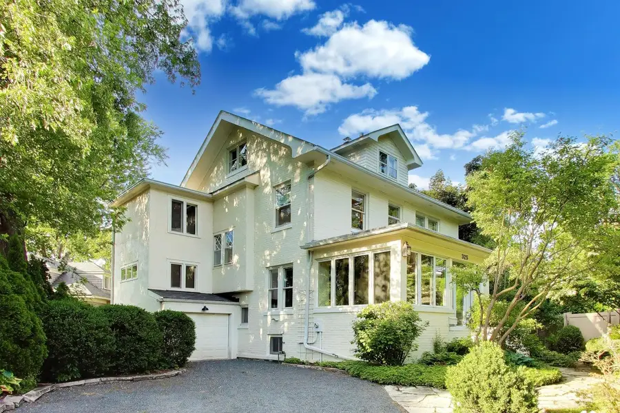 325 Oxford Road, Kenilworth, IL 60043 - #2