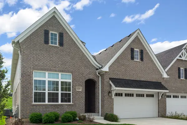12215 Copper Ridge Drive, Lemont, IL 60439