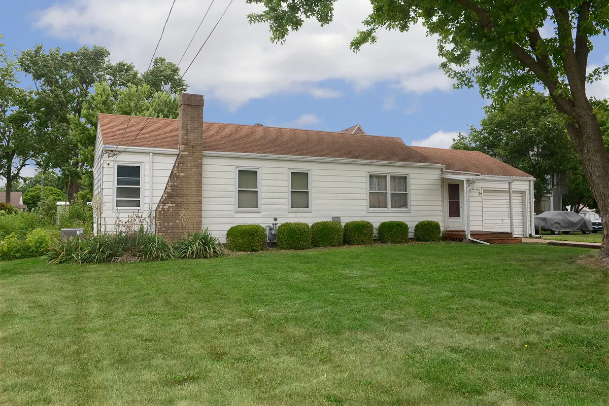 220 W Liberty Street, Grand Ridge, IL 61325 - #1