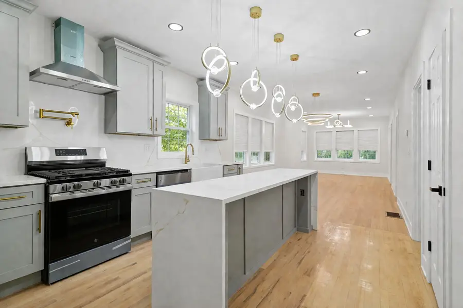 5218 W 55th Street, Chicago, IL 60638 - #3