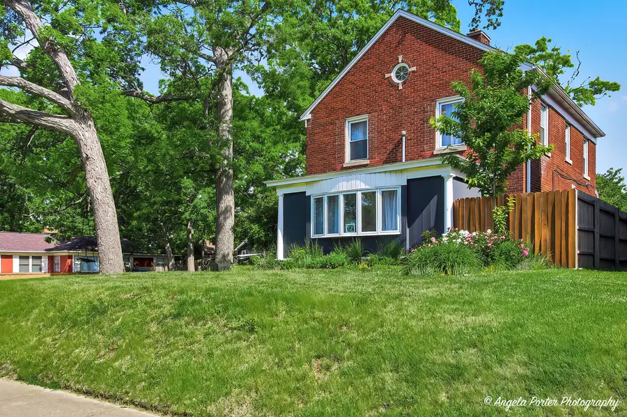 1605 N Jackson Street, Waukegan, IL 60085 - #2