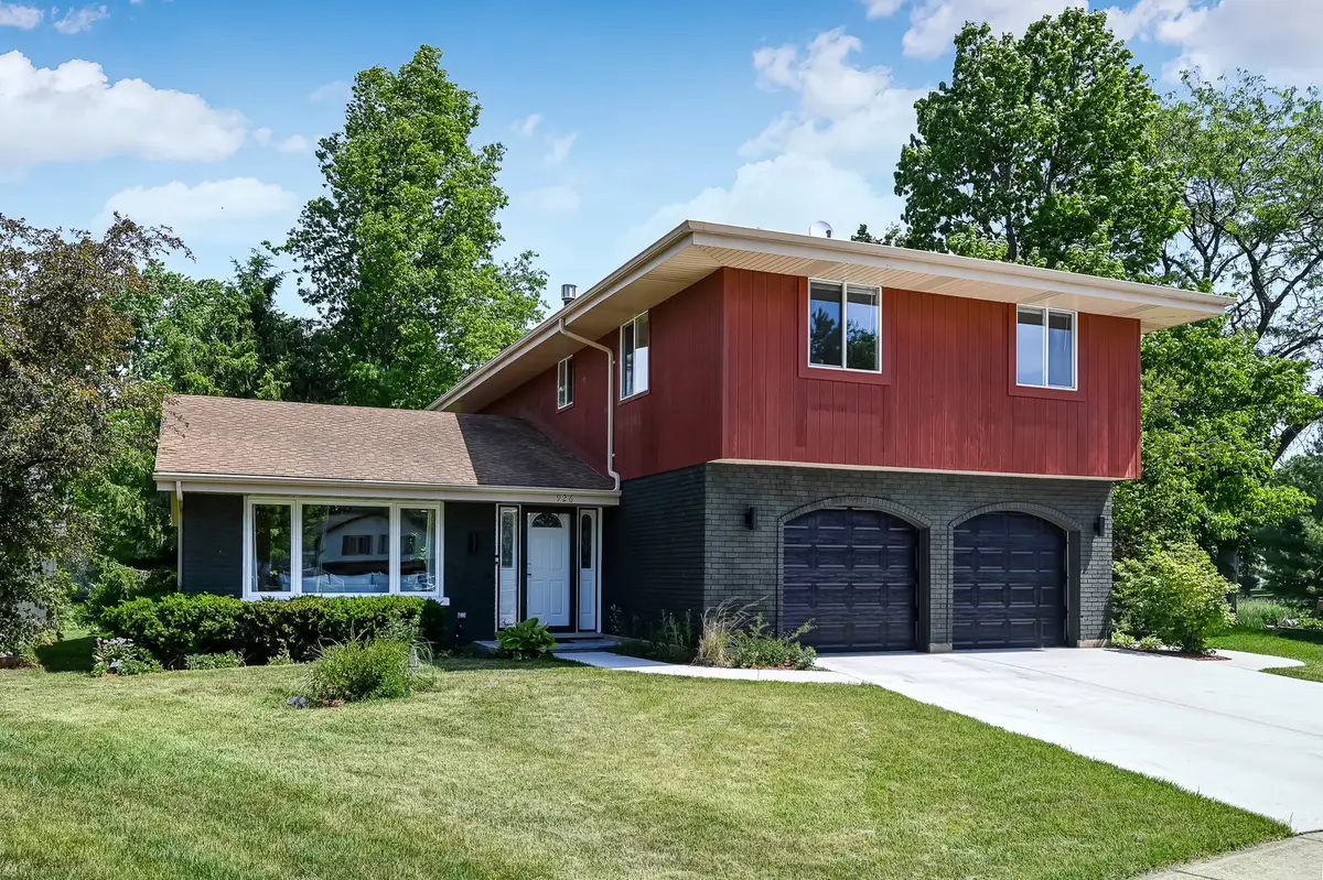 926 Holliston Court, Schaumburg, IL 60193 - #1