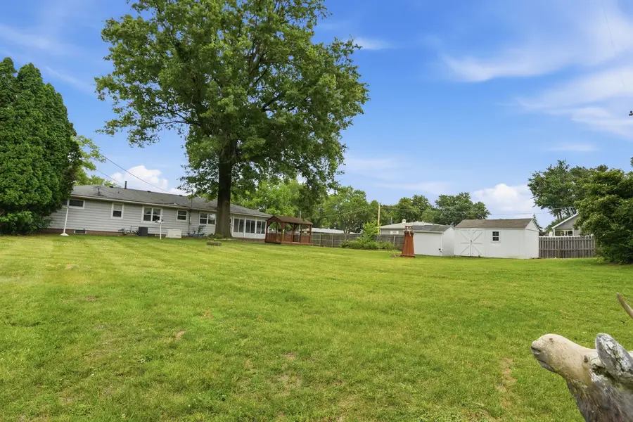 402 Bruce Avenue, Milan, IL 61264 - #3