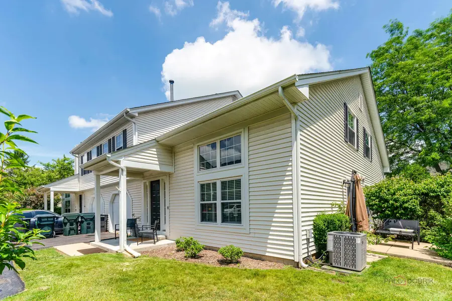 221 Ivy Court, Streamwood, IL 60107 - #2